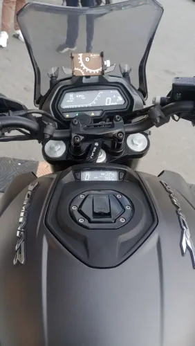 Vendo bajaj dominar 400 único dono