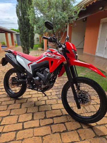 OPORTUNIDADE HONDA TORNADO COM BAIXO KM