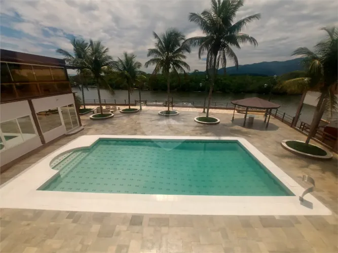 Condomínio com 9 quartos à venda em Balneario praia do perequê - SP