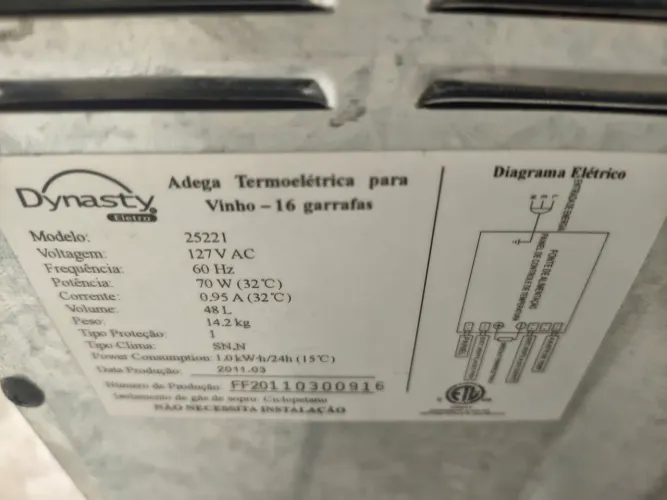 Adega climatizada