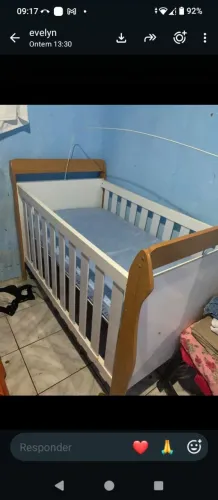 Tô vendendo um berço