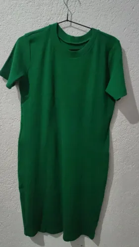 Roupa semi nova