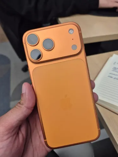 iPhone 17 Pro Max 256GB Laranja - Impecável