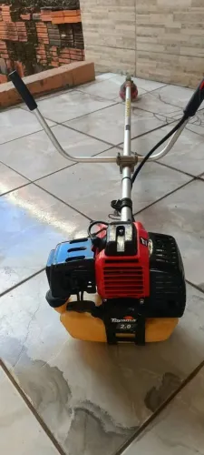 ROÇADEIRA TOYAMA (MODELO RT52L-B)
