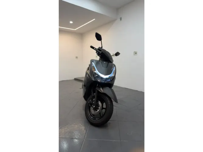 Yamaha Fluo 125 hybrid connected abs 2027
