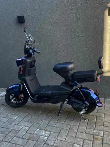 Scooter elétrica 750w impecável