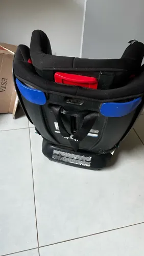 Venda de cadeirinha infantil cosco 