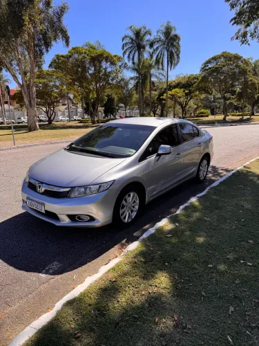 Honda Civic Sedan LXR 2.0 Flexone 16V Aut. 4P 2014