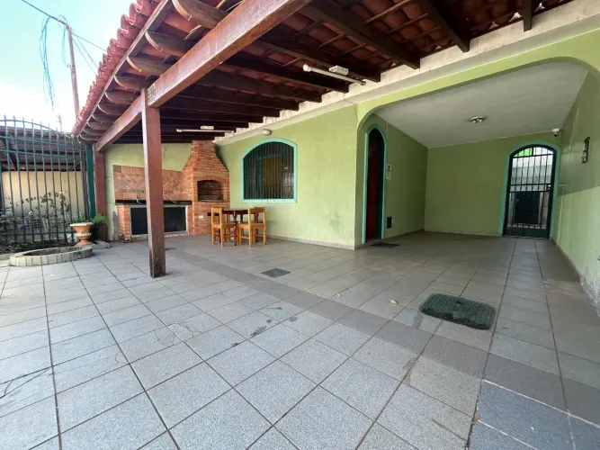 QNO 01 - CASA 3 QUARTOS NA LAJE