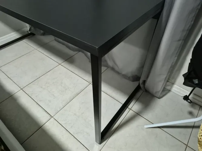 MESA INDUSTRIAL PRETA
