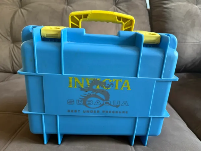 Maleta Invicta Rara Subaqua 8 slots 