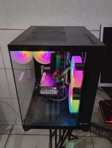 Vendo/Troco Pc Gamer Ryzen 5/16gbRam/RX580 8gb/SSD256gb NVME/Corsair CX600W/Ac Cartão