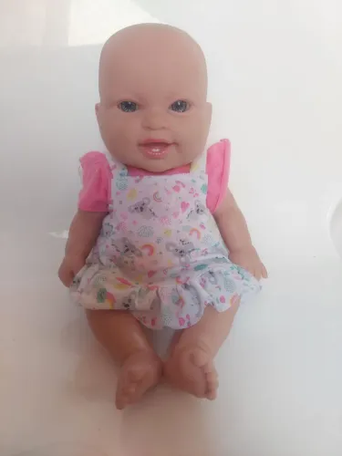 BRINQUEDO Boneca 
