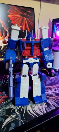 Ultra Magnus THF04