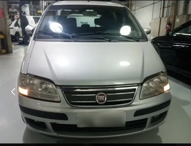Fiat Idea ELX 1.4 MPI Fire Flex 8V 5P 2010