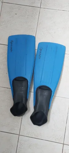 Pé de Pato tam 37-38 50 reais