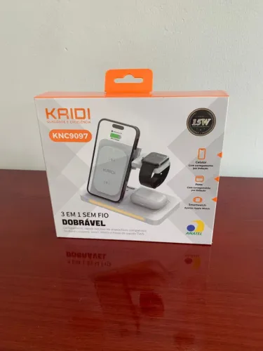 Carregador por Indução 3 em 1 (Celular, Relógio e Fone) Dobrável