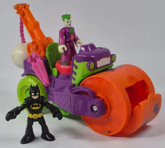 Veículo Destruidor do Coringa (The Joker Steamroller), Imaginext