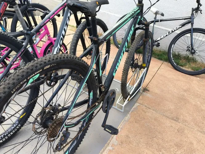 2 bicicletas por 600