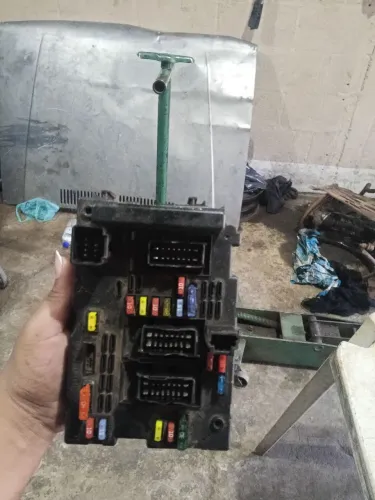 Módulo BSM (Boîtier de Servitude Moteur),