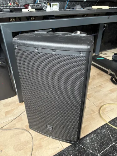Eon 612 JBL 