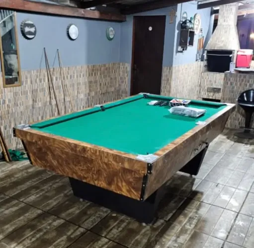 Mesa de Sinuca Profissional com Fichas