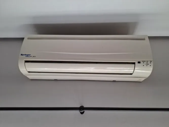 Ar condicionado split Springer