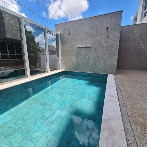 Apartamento (Padrão), com 3 quartos e 2 banheiros à Venda, 100 m² em Uberlândia/MG