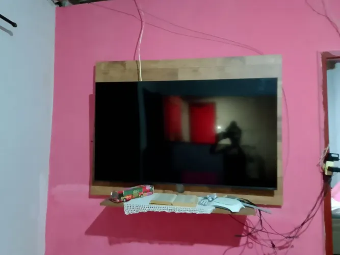 TV 50; polegadas