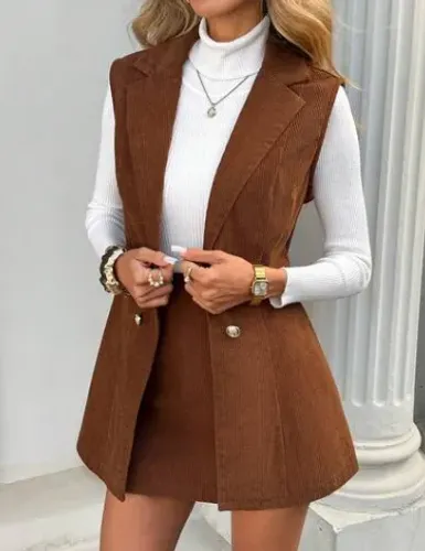 *NOVO, NUNCA USADO* Conjunto elegante colete e saia - Tam M