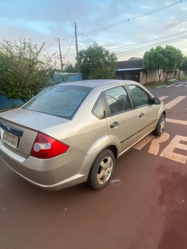 Ford Fiesta Sed. Personnalite 1.0 8V 4P 2006