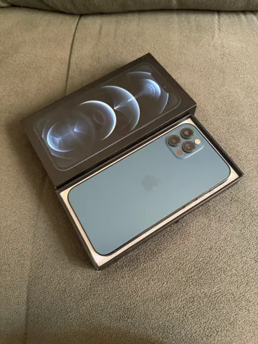 IPhone 12 Pro 128gb azul! Aceito cartão.