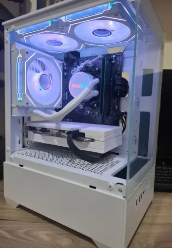 PC GAMER RYZEN 5 4500 + RX 580 8GB 2048sp
