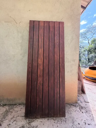 Porta madeira Ipê maciça luxo 2,08 altura 81 largura 3,5 espessura