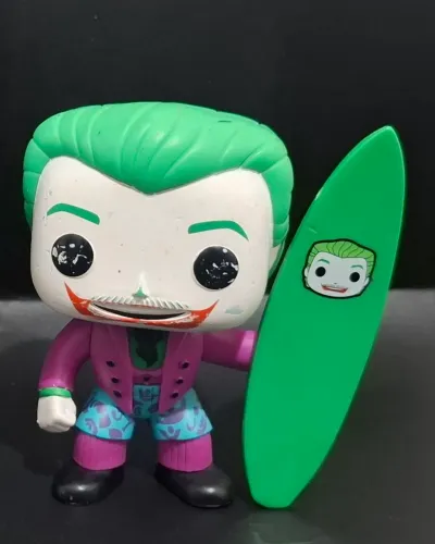Batman Coringa/Joker Surf's Up! Tv series Funko Pop(LEIA A DESCRIÇÃO)