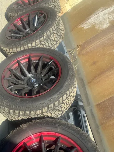 Vendo Rodas Fuel Forged Aro 20x"10" o jogo 