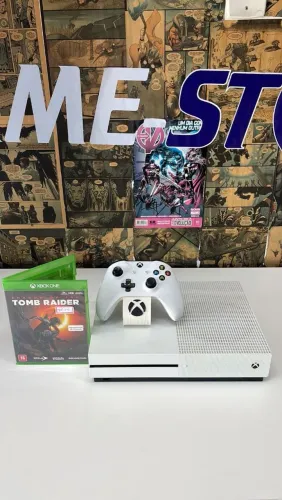 Xbox One 500GB - Semi Novo - Com Garantia!!