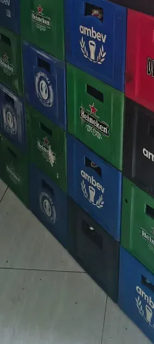 Caixas e vasilhames de cerveja 600ml