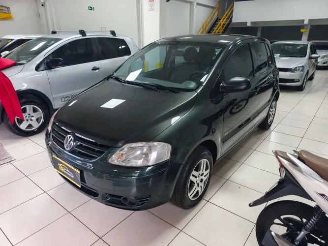 Volkswagen Fox Plus 1.6mi/ 1.6mi Total Flex 8V 4P 2005