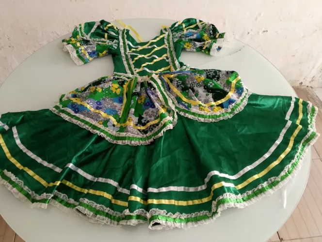 Vestido junino 8/10 anos