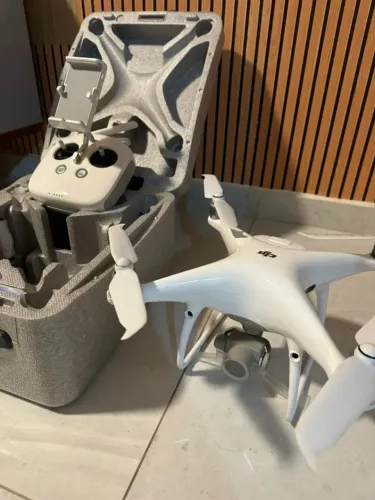 Drone DJI Phantom 4 PRO v2.0