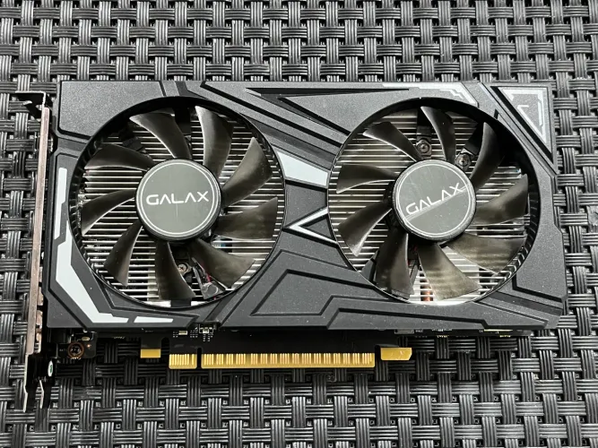 Placa de vídeo Galax GTX 1650 Super EX 1 Click OC