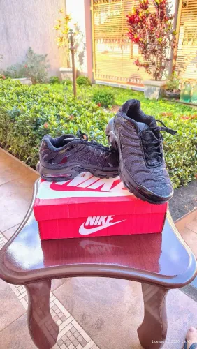 Tênis Nike Air Max TN plus tamanho 40