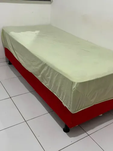 Cama Box Solteiro usada