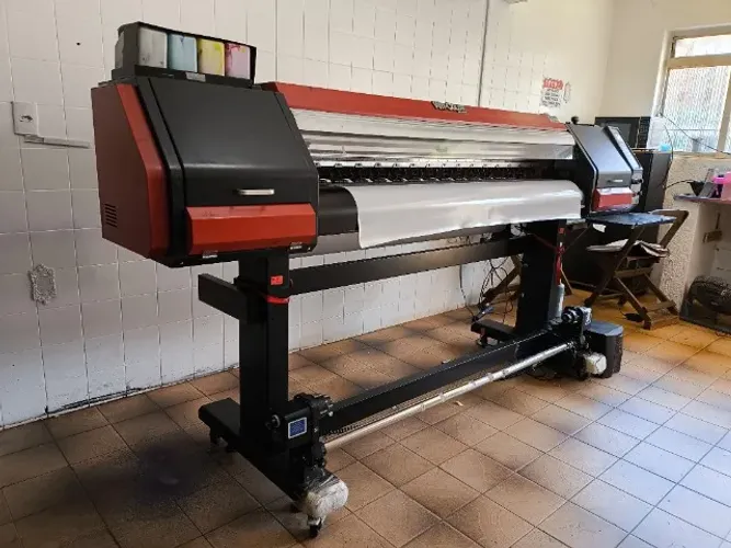 Impressora Eco-Solvente Wit-Color Ultra 9100