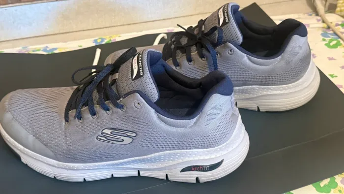 TÊNIS SKECHERS 46