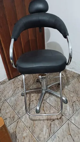 Cadeira cabeleireiro otima