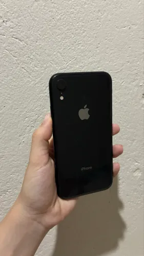 iPhone XR 64GB Preto