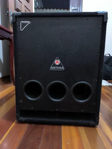 Subwoofer antera