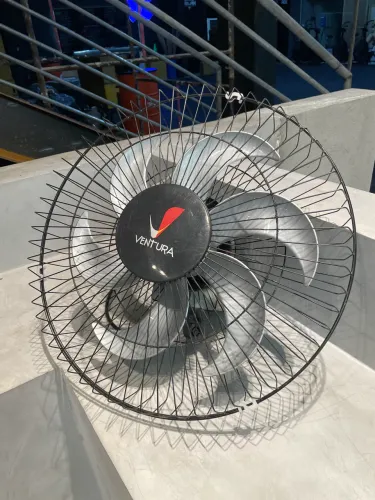 Ventilador de Parede Ventura 50cm - 2 anos de uso
